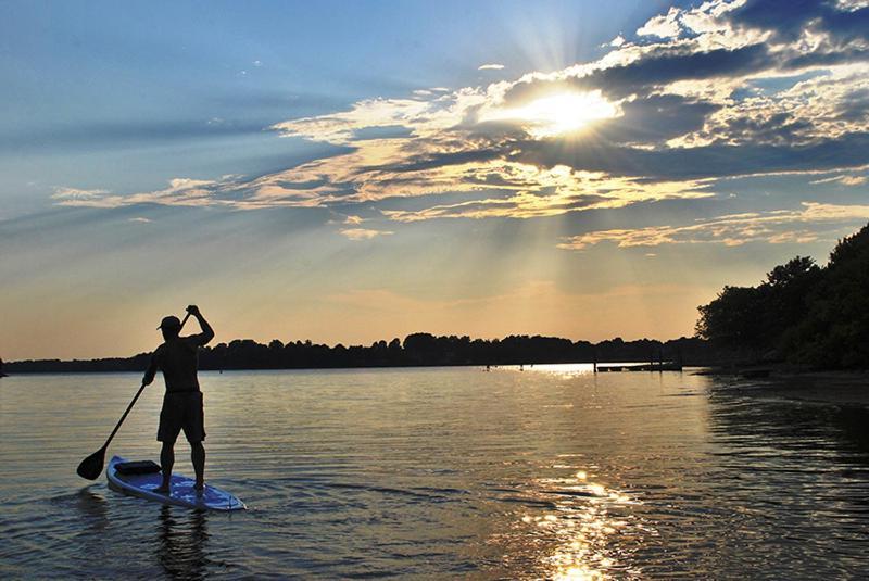 La Terrazza Sul Lago Lezzeno Bagian luar foto